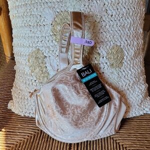 Bali Minimizer beige underwire bra, size 38D